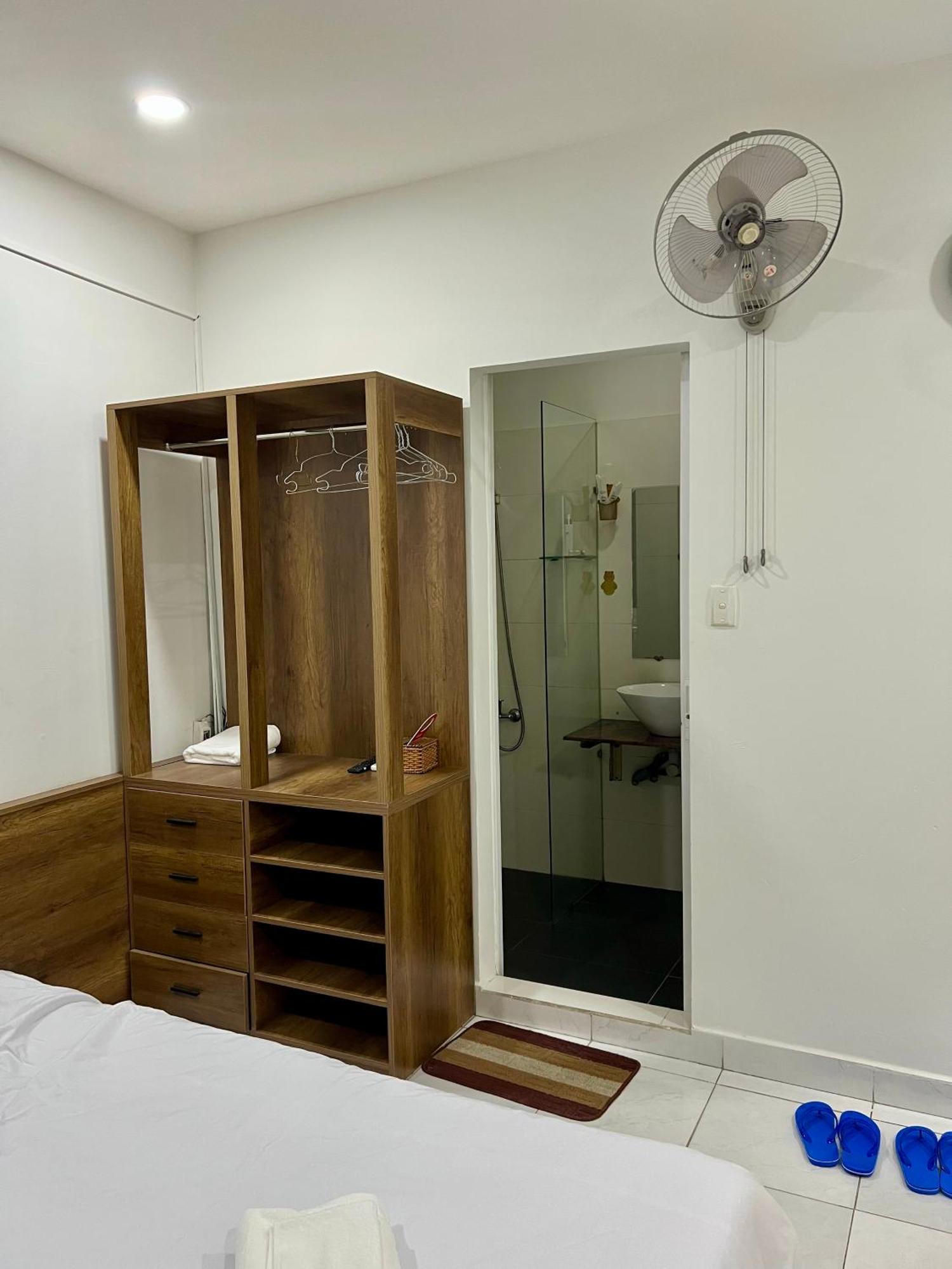 Khách sạn Mini 1br In D1-park View,near Buivien Street TP. Hồ Chí Minh